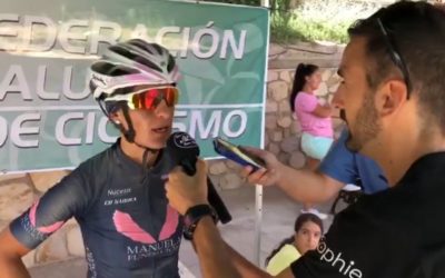 Estefanía Gámez Zarzo se impone en la Media Maratón de MTB de la Sierra de Loja.